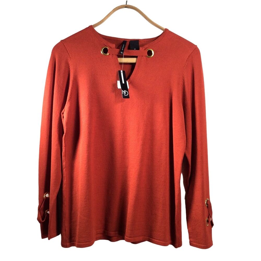 New Directions Long Sleeve Top with Brass Peep Hole Decor. Medium NWT